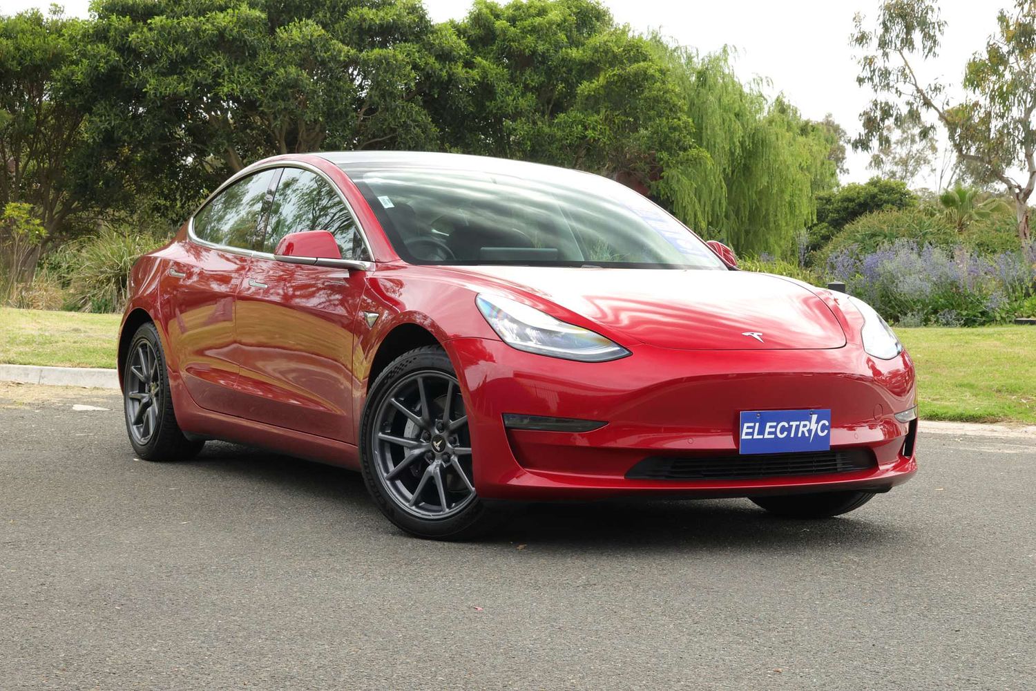 2019 Tesla Model 3 Standard Range Plus