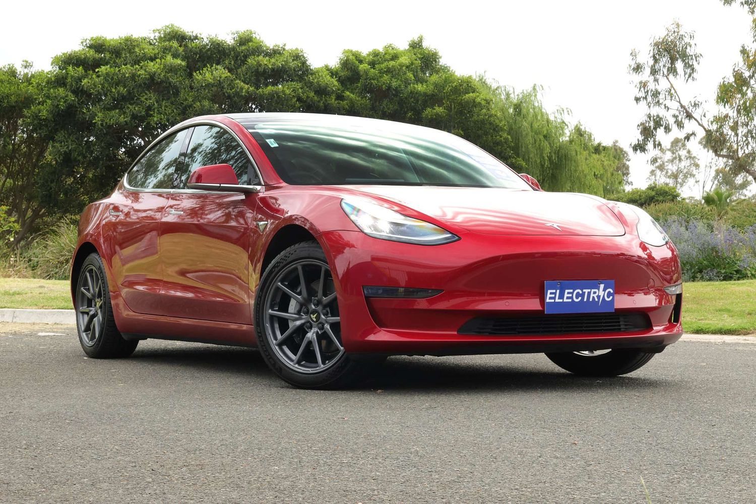 2019 Tesla Model 3 Standard Range Plus