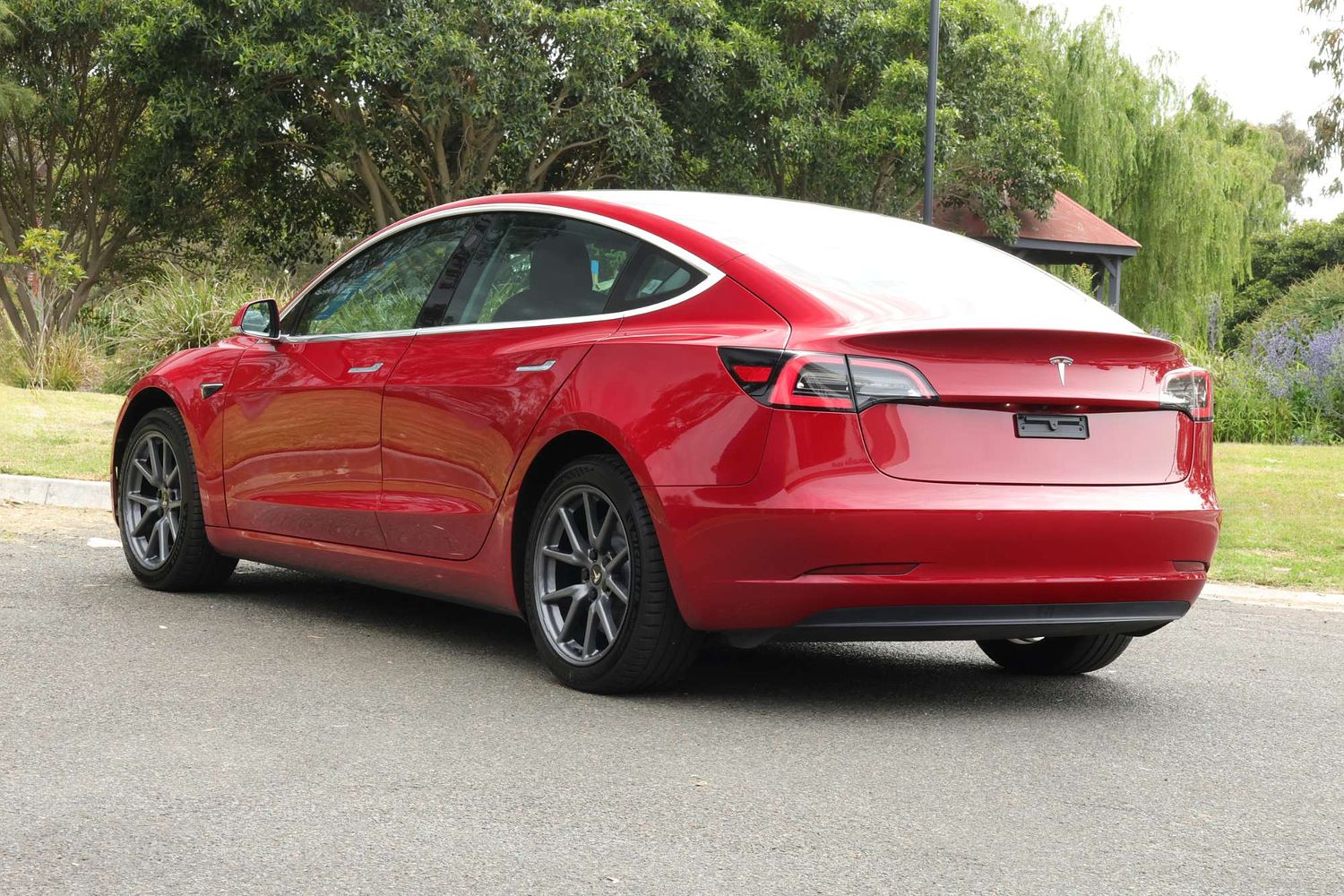 2019 Tesla Model 3 Standard Range Plus