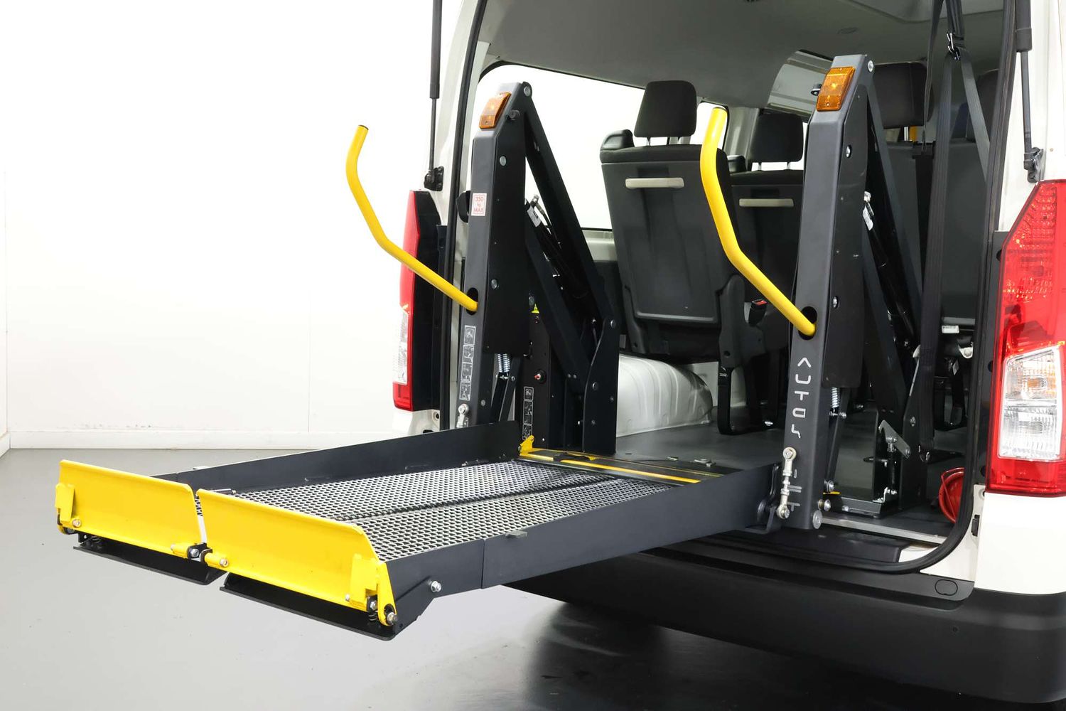 2021 Toyota Hiace Commuter with Wheel Chair Lift