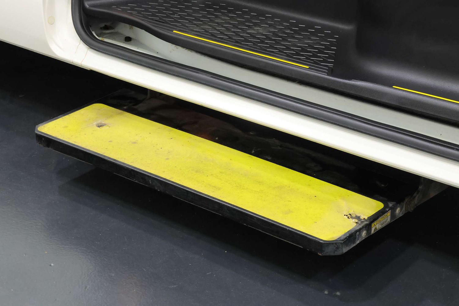 2021 Toyota Hiace Commuter with Wheel Chair Lift