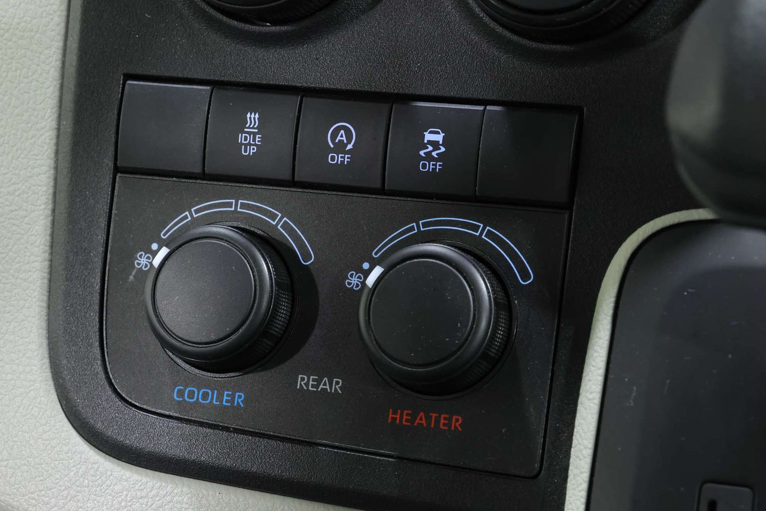 2021 Toyota Hiace Commuter with Wheel Chair Lift