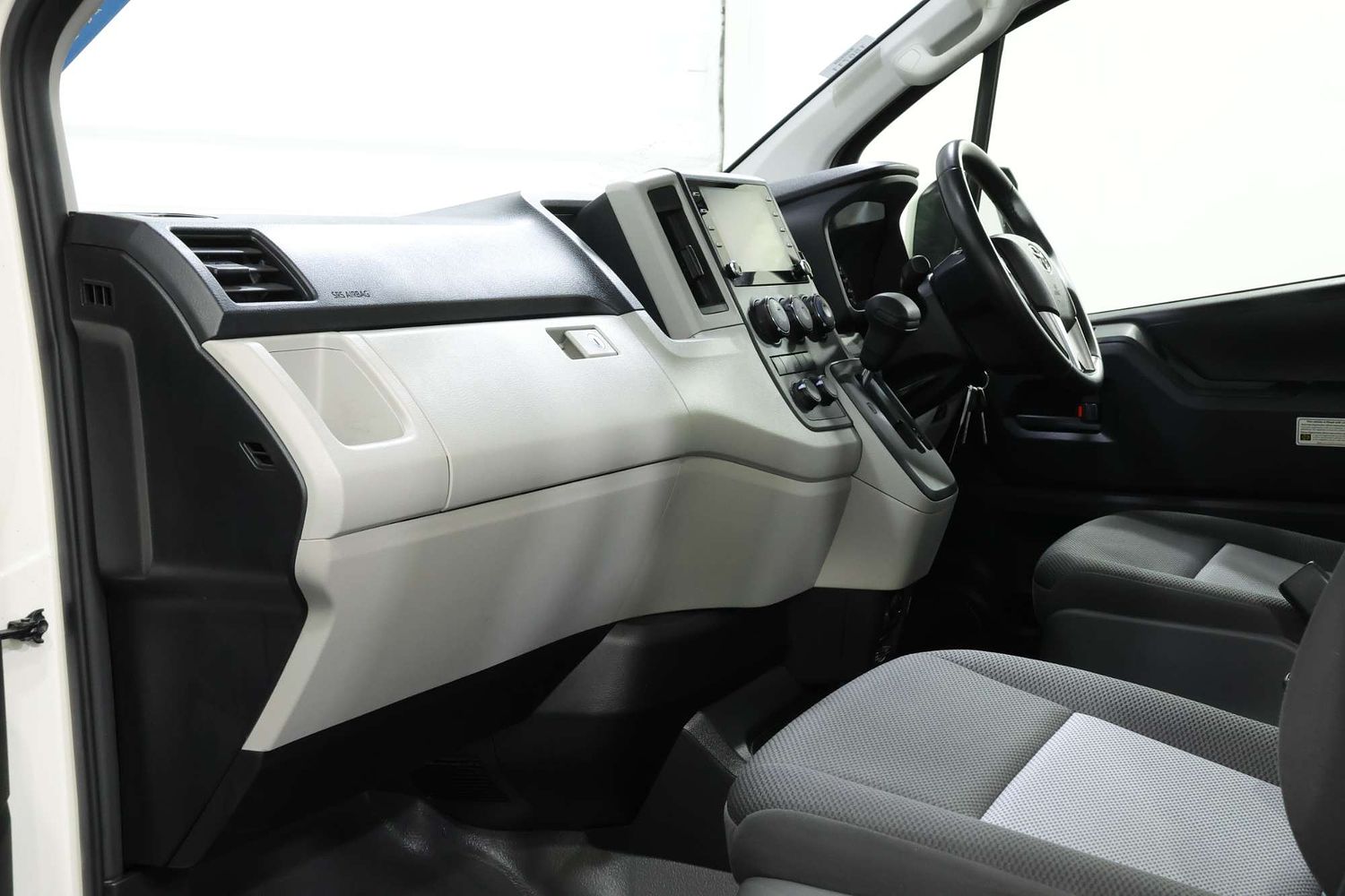 2021 Toyota Hiace Commuter with Wheel Chair Lift