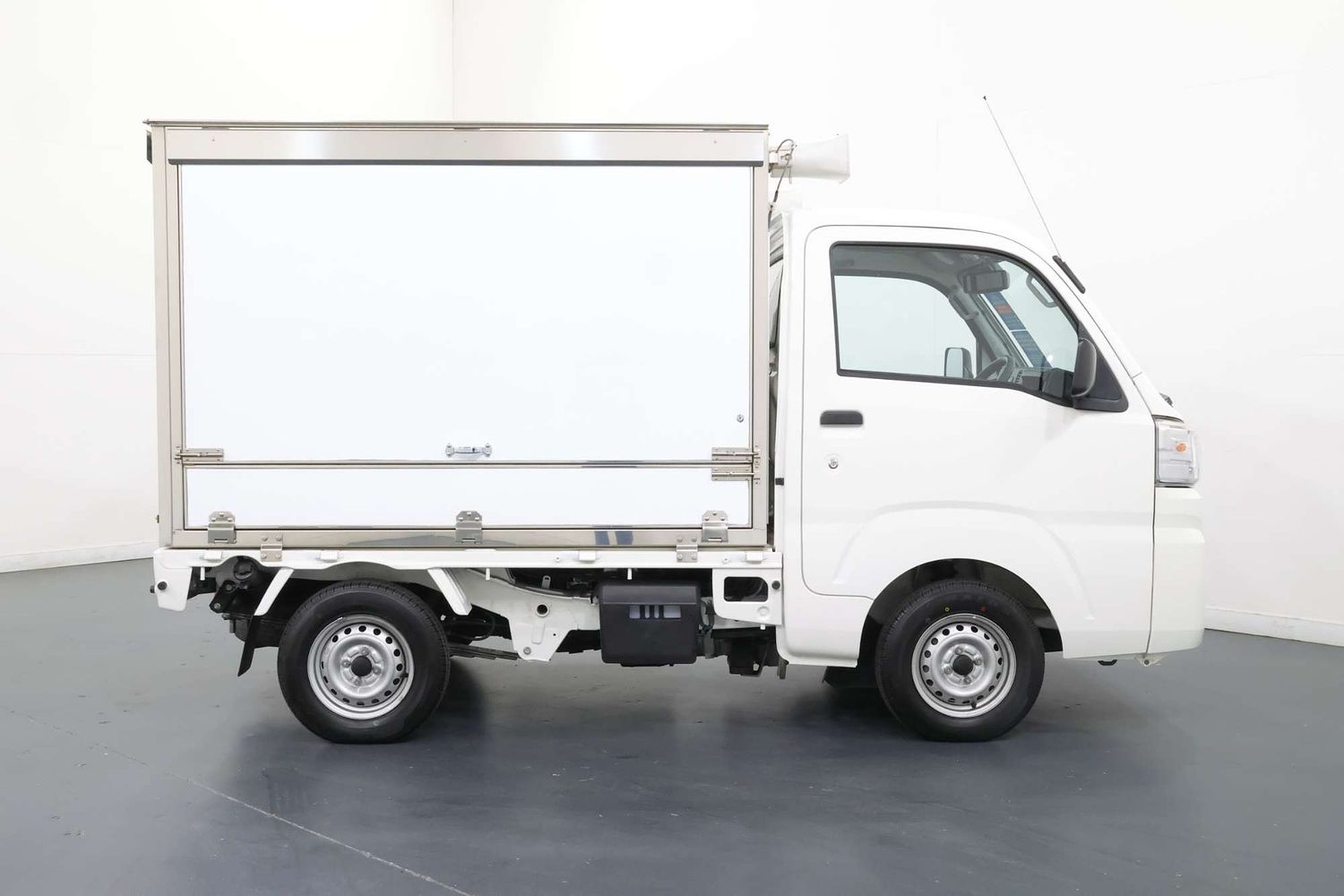 2018 Daihatsu Hi-jet JUMBO