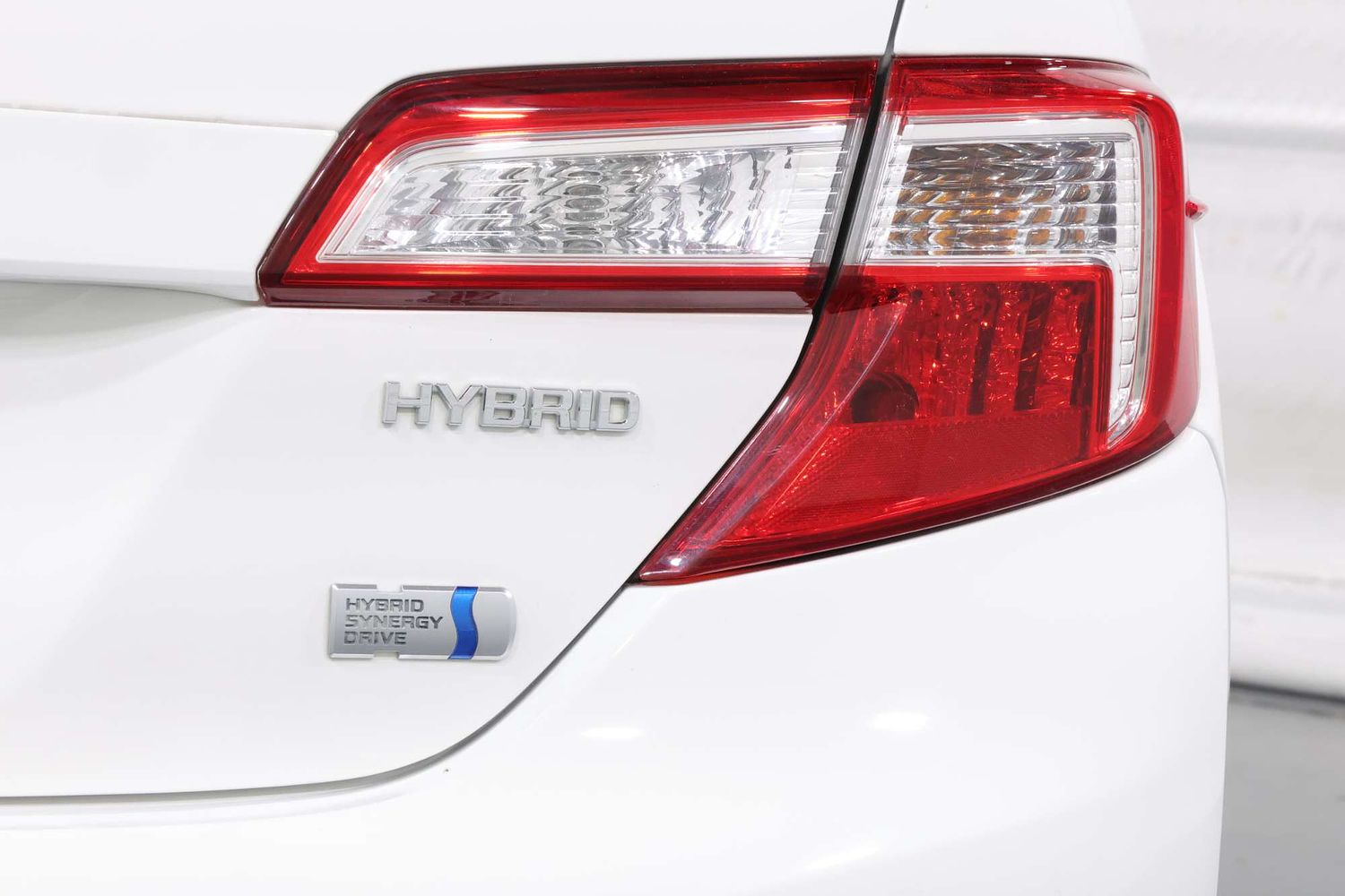 2015 Toyota Camry Hybrid H