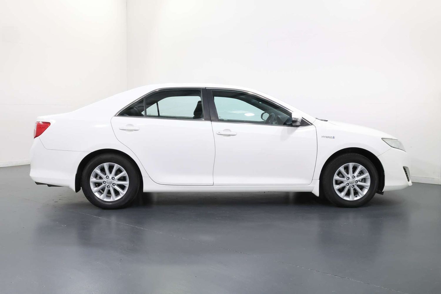 2015 Toyota Camry Hybrid H