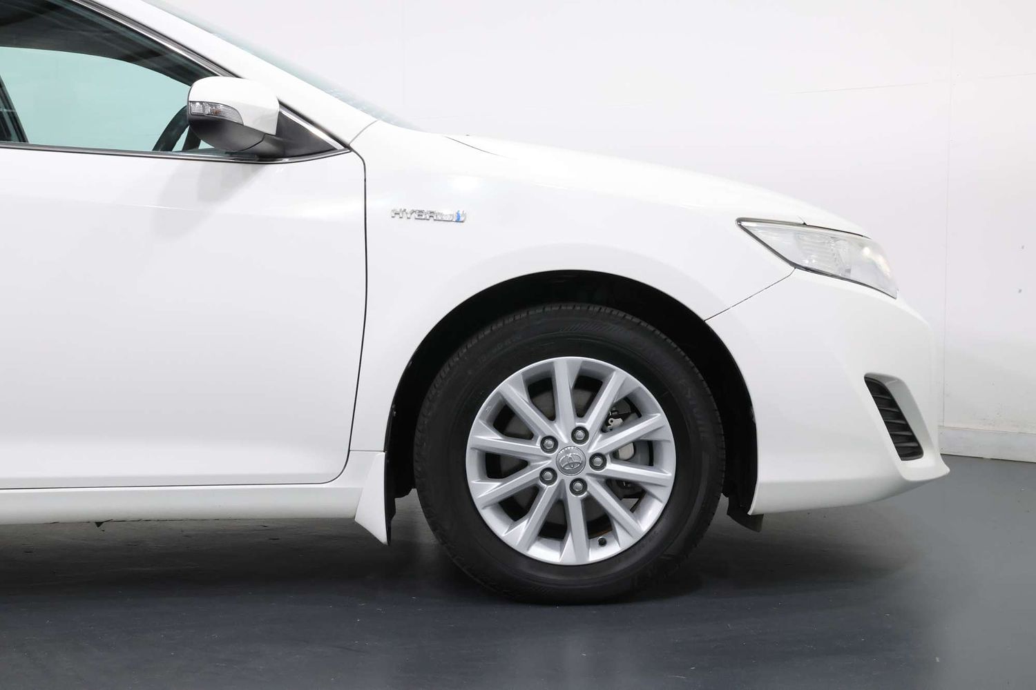 2015 Toyota Camry Hybrid H