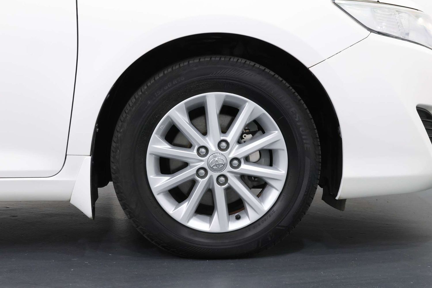 2015 Toyota Camry Hybrid H