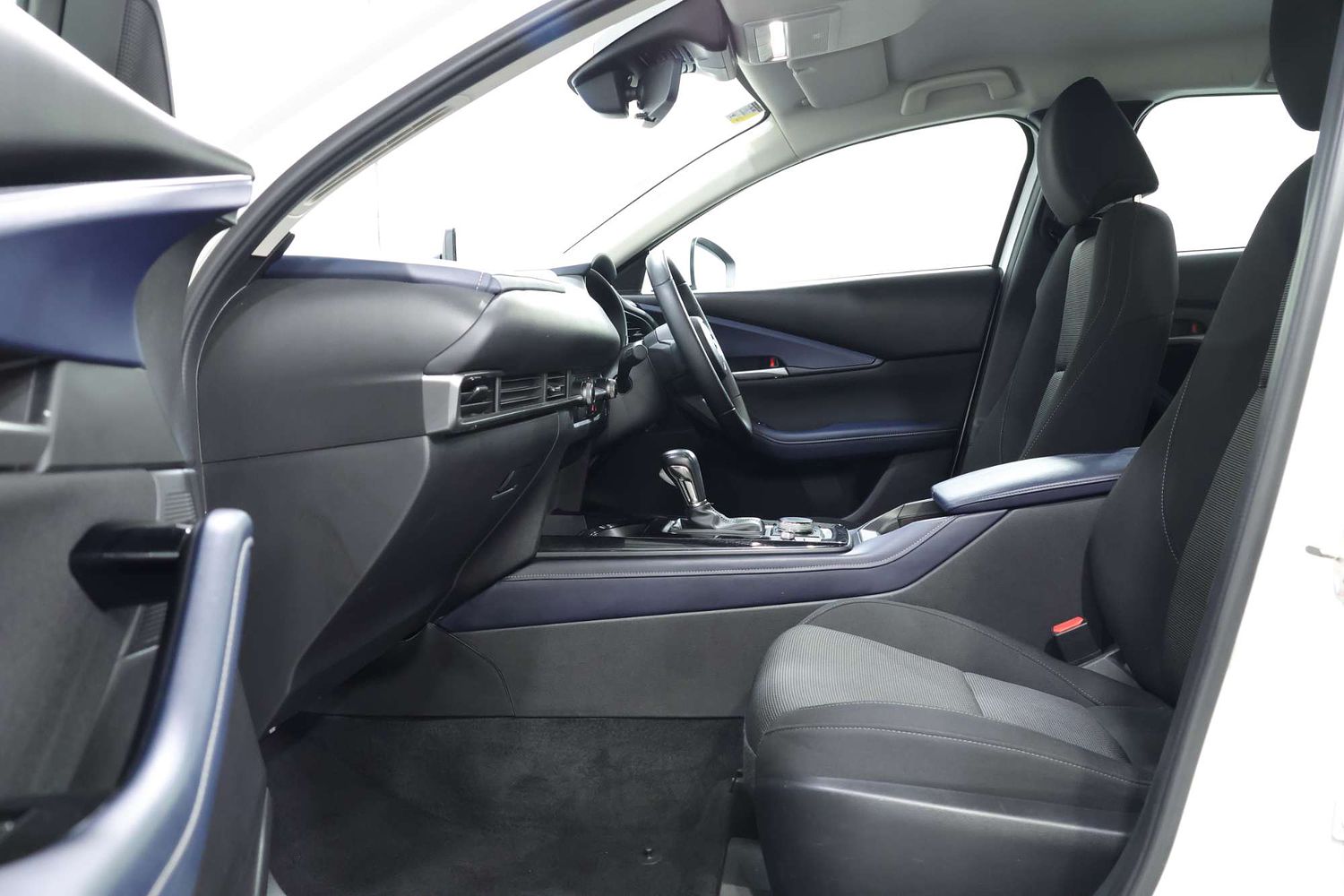 2023 Mazda Cx-30 G20 PURE (FWD)