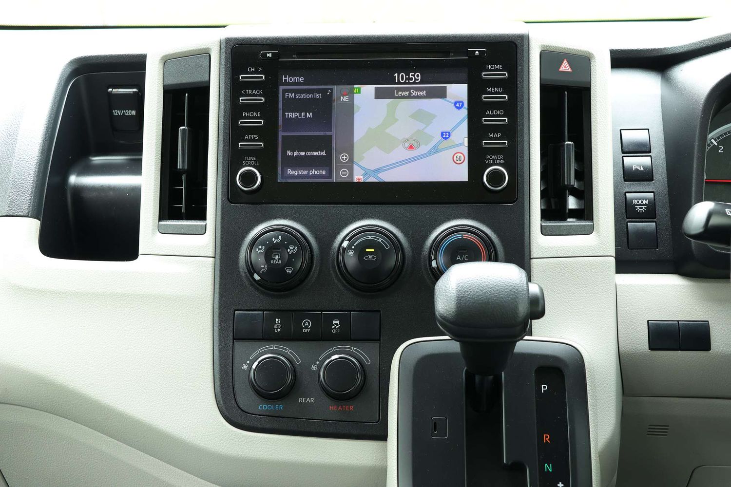 2019 Toyota Hiace Commuter