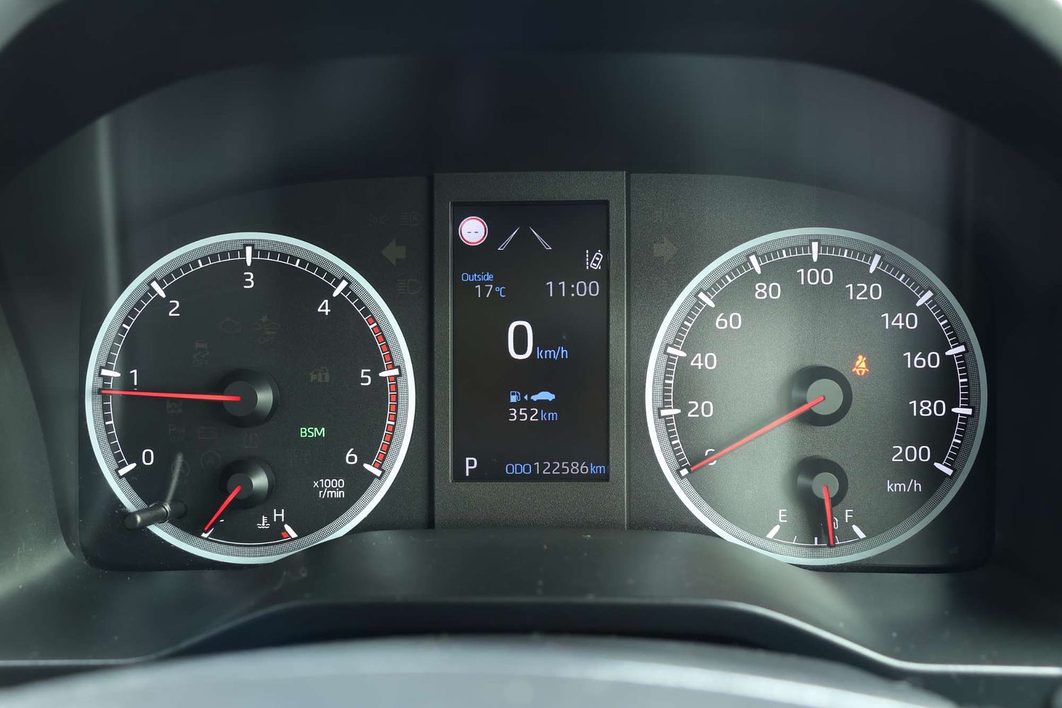 2019 Toyota Hiace Commuter