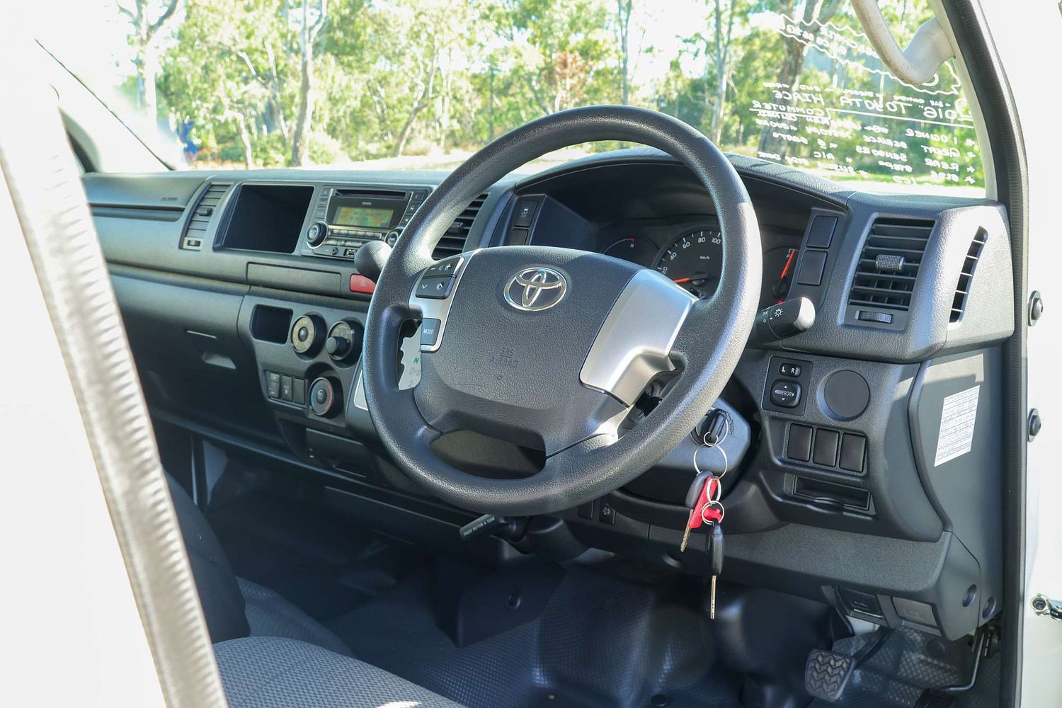2016 Toyota Hiace Commuter Wheelchair Accessible