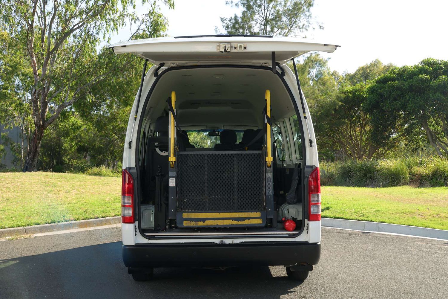 2016 Toyota Hiace Commuter Wheelchair Accessible