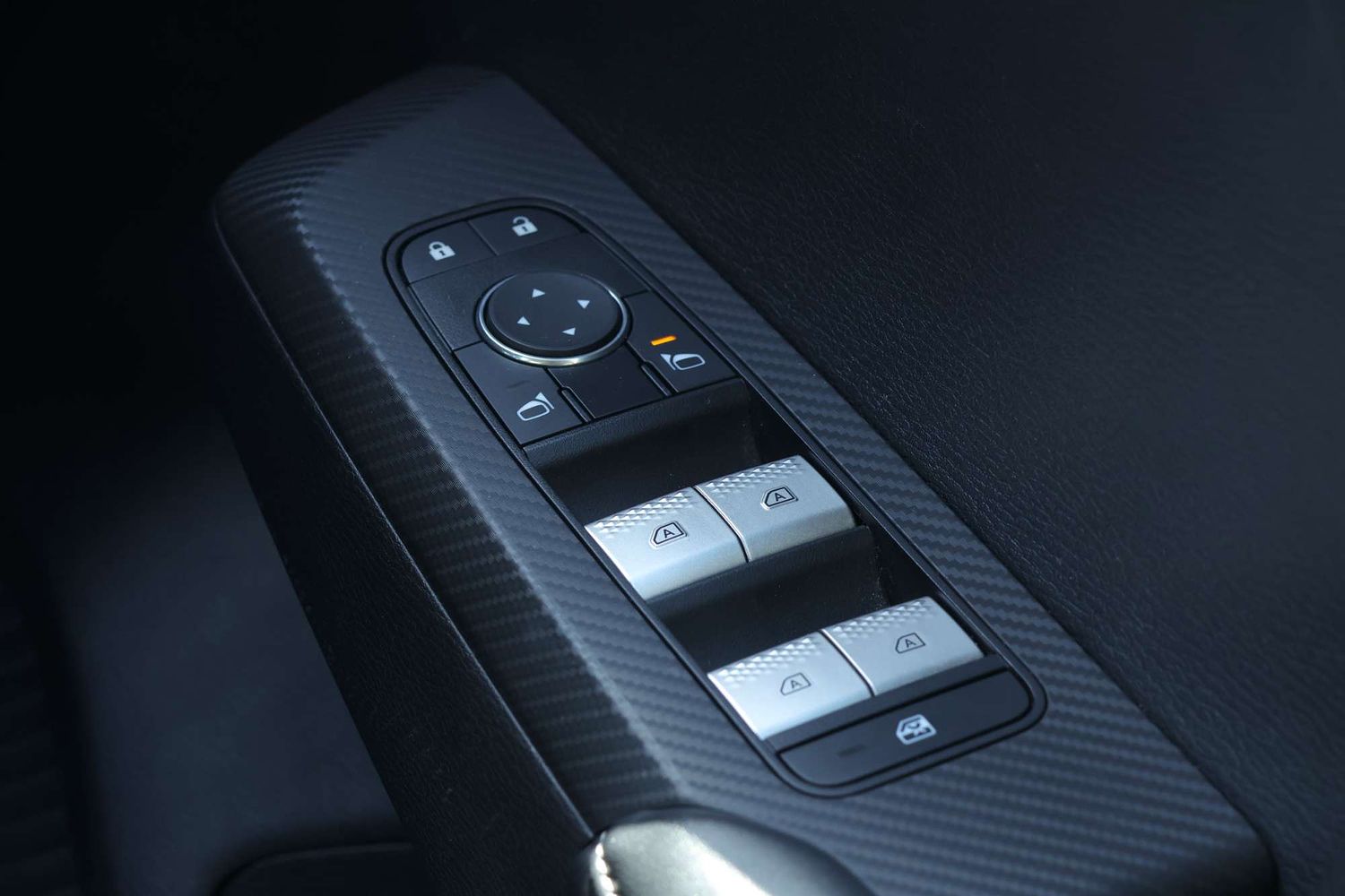 2024 Mitsubishi Outlander ES