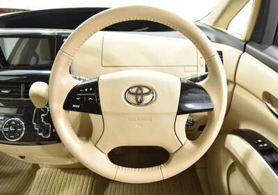 Toyota Estima Aeras G-edition 2.4l 7 Seater