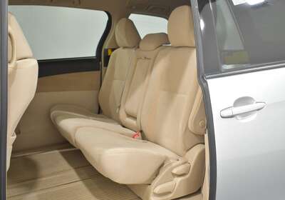 Toyota Estima Aeras 2.4l 8 Seater