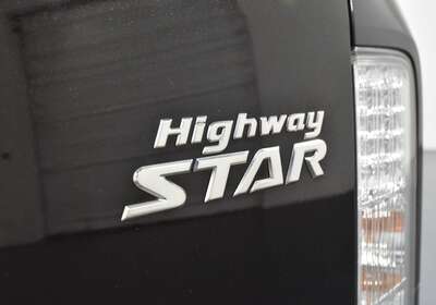 Nissan Elgrand 2.5l Highway Star 7 Seater