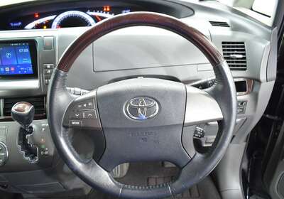 Toyota Estima Aeras 2.4l G Edition 7 Seater