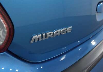 Mitsubishi Mirage Es