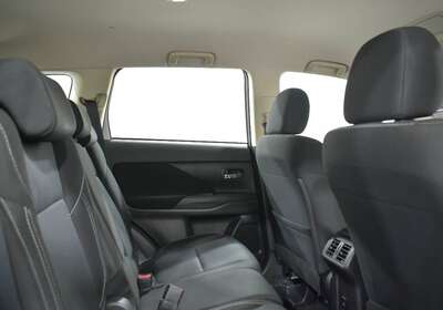 Mitsubishi Outlander Es 7 Seat (2wd)