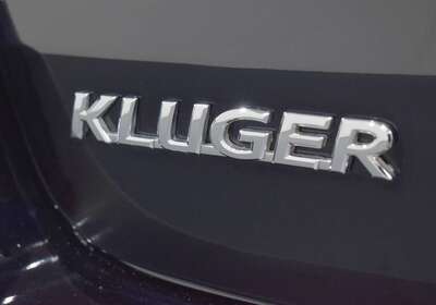 Toyota Kluger Gx (4x4)