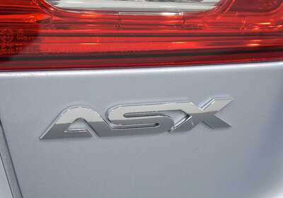 Mitsubishi Asx Ls (2wd)