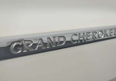 Jeep Grand Cherokee Limited (4x4)